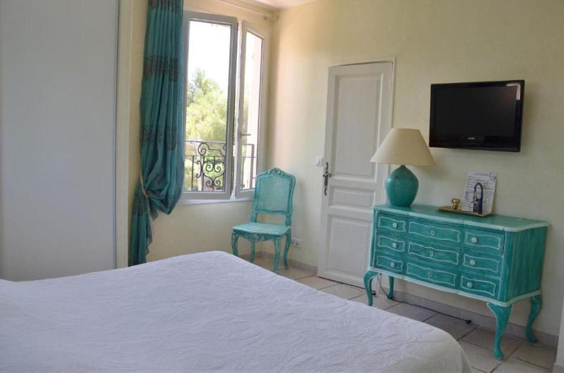 Hotel Villa Des Anges Гримо Екстер'єр фото