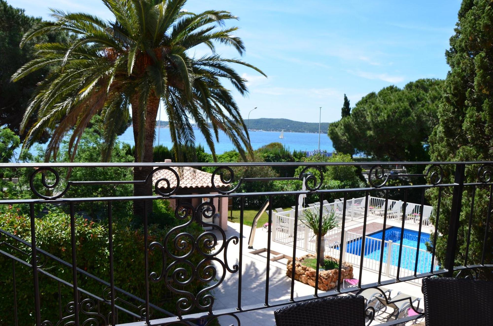 Hotel Villa Des Anges Гримо Екстер'єр фото