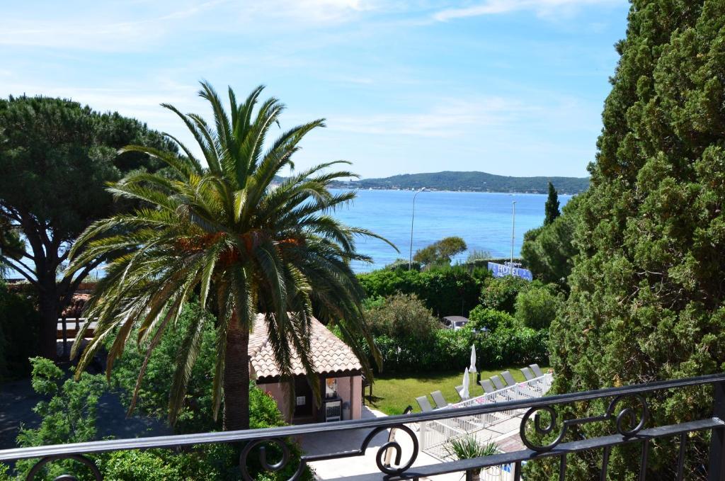 Hotel Villa Des Anges Гримо Номер фото