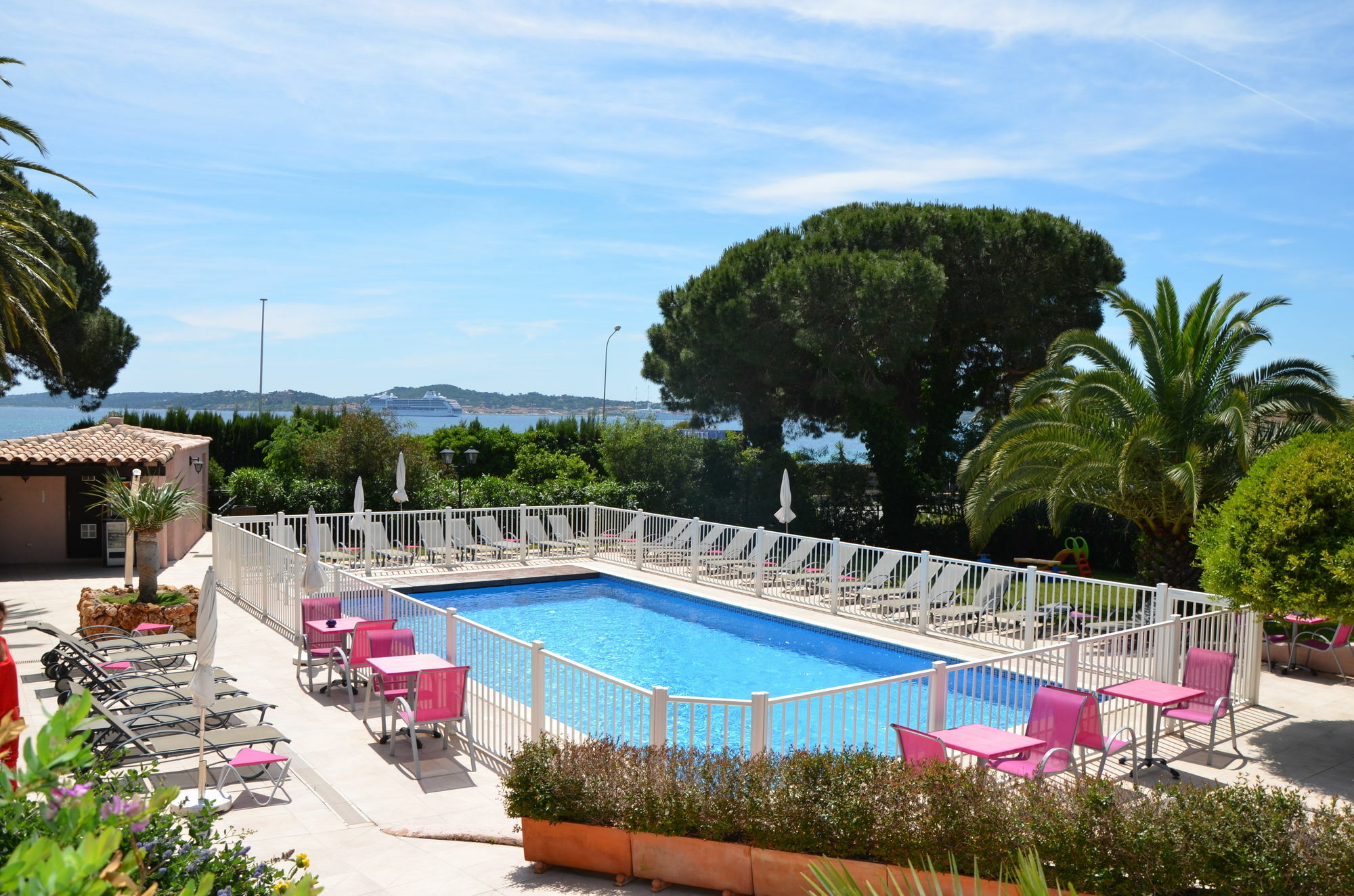 Hotel Villa Des Anges Гримо Екстер'єр фото